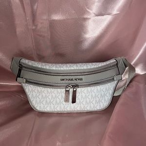 Michael Kors Belt Bag